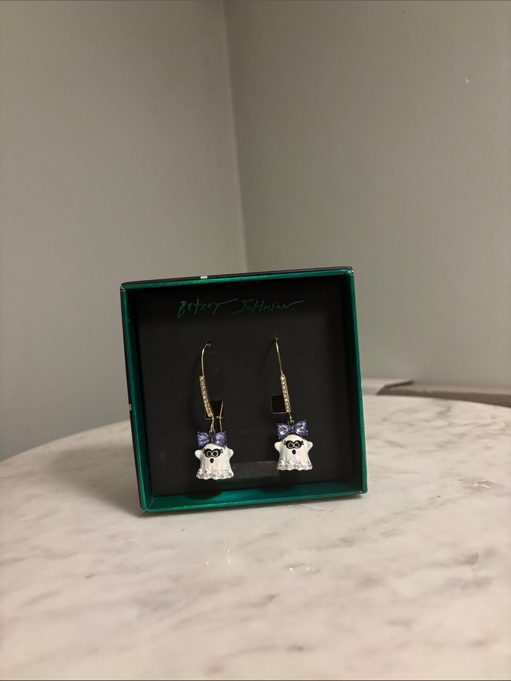 Betsey Johnson Ghost Glow In The Dark Earrings